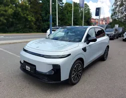 Osobné vozidlá - Leapmotor B10 Design REEV 215k 18,8 kWh Leapmotor B10 - 2026, Automatická bezstupňová