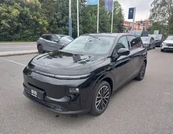 Osobné vozidlá - Leapmotor B10 Design REEV 215k 18,8 kWh Leapmotor B10 - 2026, Automatická bezstupňová