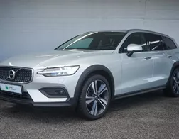 Volvo V60 Cross Country 2.0 D4   Pro 4WD AT
