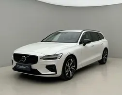 Osobné vozidlá - Volvo V60 B4 PLUS DARK AUT Volvo V60 - 2026, 7-st. automatická