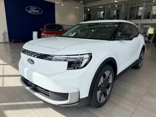 Osobné vozidlá - Ford Explorer EV MAX (79kWh) 286k (210kW) - RWD Premium Ford Explorer - 2026, Automatická