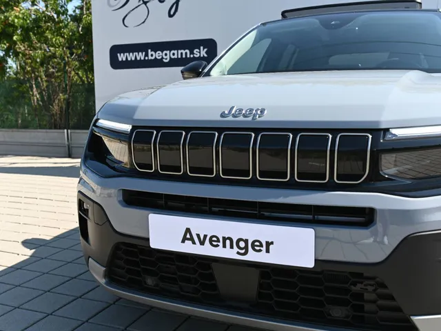 Osobné vozidlá - Jeep Avenger Elektro 54 kWh SUMMIT + Jeep Avenger - 2025, Automatická bezstupňová