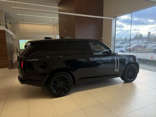 Personal cars - Land Rover RANGE ROVER HSE D350 Land Rover Range Rover - 2026, Automatic