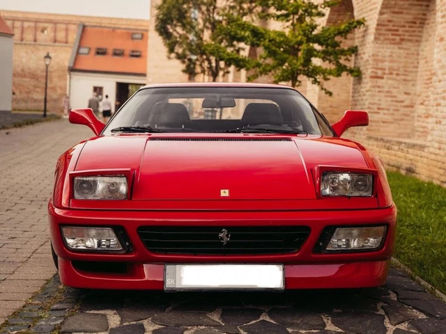 Ferrari 348 Coupé 221kw Manuál