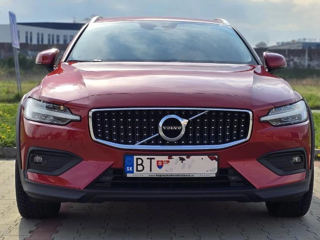 Volvo V60 Cross Country Combi 140kw Automat